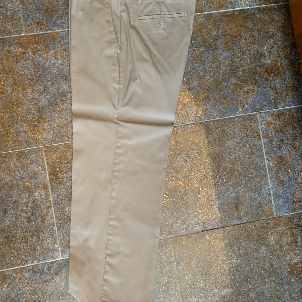 Gap tailored chino 34x30 - khaki color